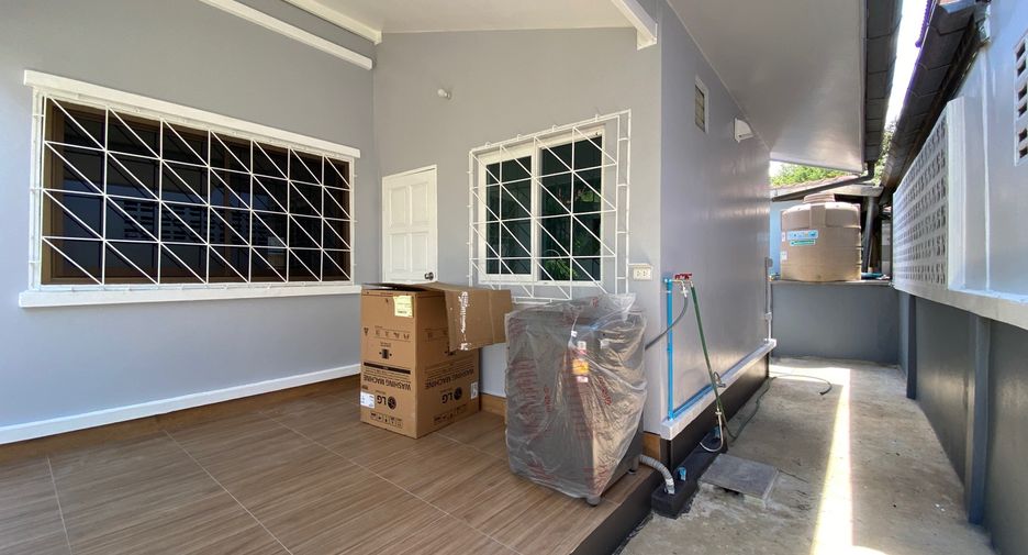 For rent 3 bedrooms house in San Sai, Chiang Mai