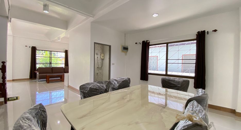 For rent 3 bedrooms house in San Sai, Chiang Mai