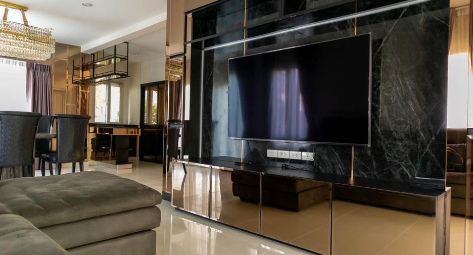 For rent 3 Beds house in Suan Luang, Bangkok