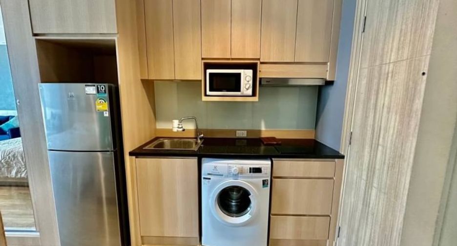 For rent and for sale 1 bed condo in Si Racha, Chonburi