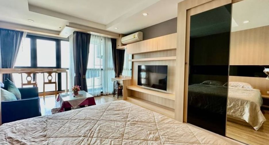 For rent and for sale 1 bed condo in Si Racha, Chonburi