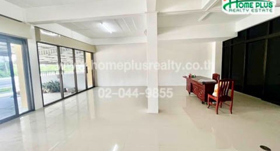 For sale 5 Beds retail Space in Wiset Chai Chan, Ang Thong