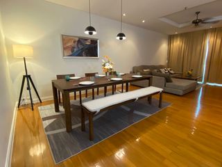 Condo en alquiler de 3 habitaciones en Sathon, Bangkok