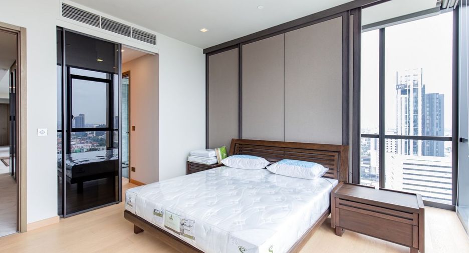 For rent 2 bedrooms condo in Watthana, Bangkok