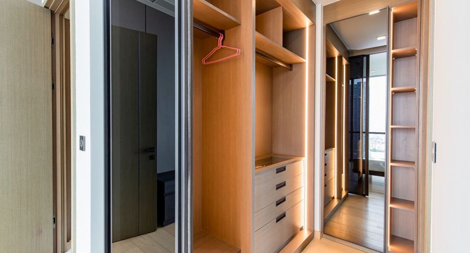 For rent 2 bedrooms condo in Watthana, Bangkok
