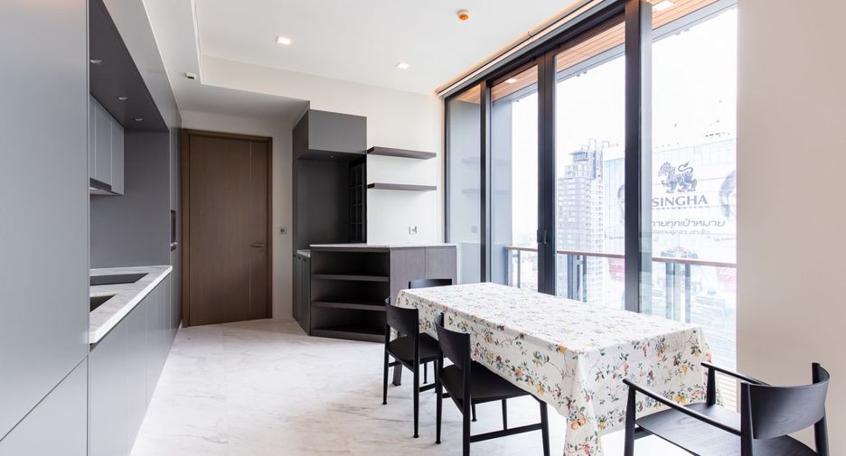 For rent 2 bedrooms condo in Watthana, Bangkok