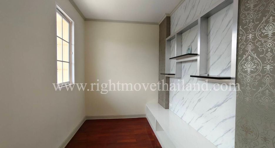 Haus zum Kauf mit 4 Zimmer in Prawet, Bangkok