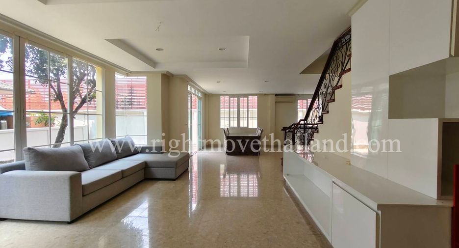Haus zum Kauf mit 4 Zimmer in Prawet, Bangkok