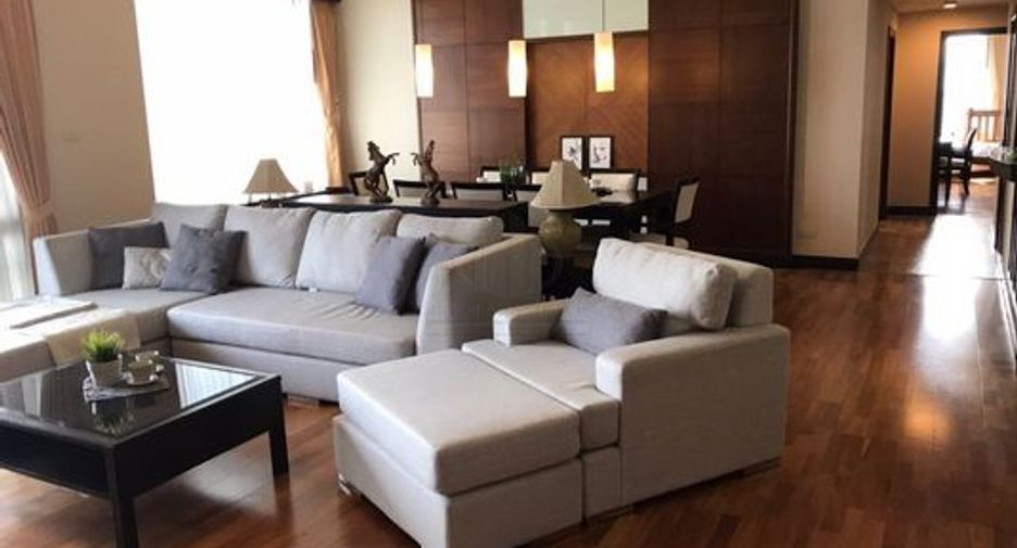 Condo en alquiler y en venta de 3 habitaciones en Pathum Wan, Bangkok