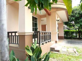 Casa en venta de 3 habitaciones en Phutthamonthon, Nakhon Pathom