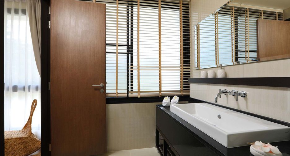For sale 3 bed townhouse in Thalang, Phuket