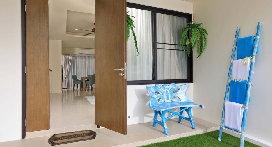 For sale 3 bed townhouse in Thalang, Phuket