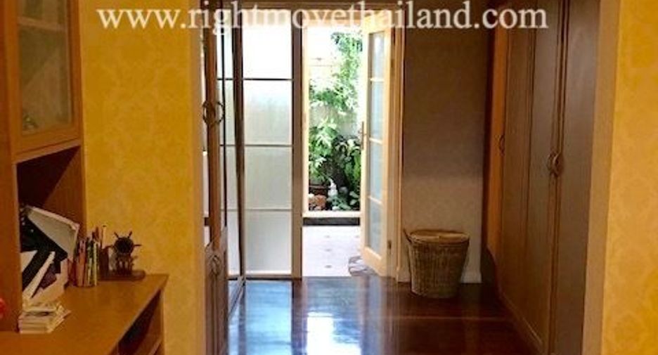 Casa en venta de 5 habitaciones en Prawet, Bangkok