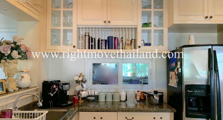 Casa en venta de 5 habitaciones en Prawet, Bangkok