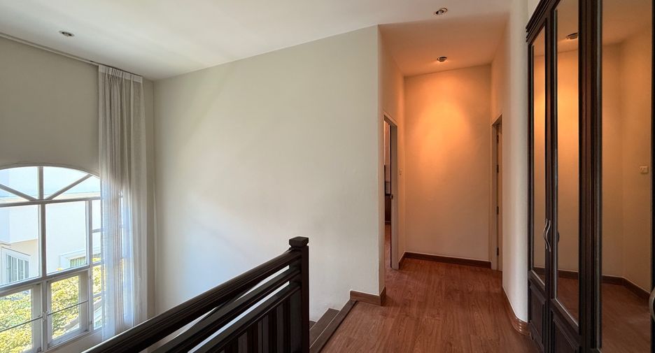 Haus zur Miete mit 4 Zimmer in Mueang Chiang Mai, Chiang Mai
