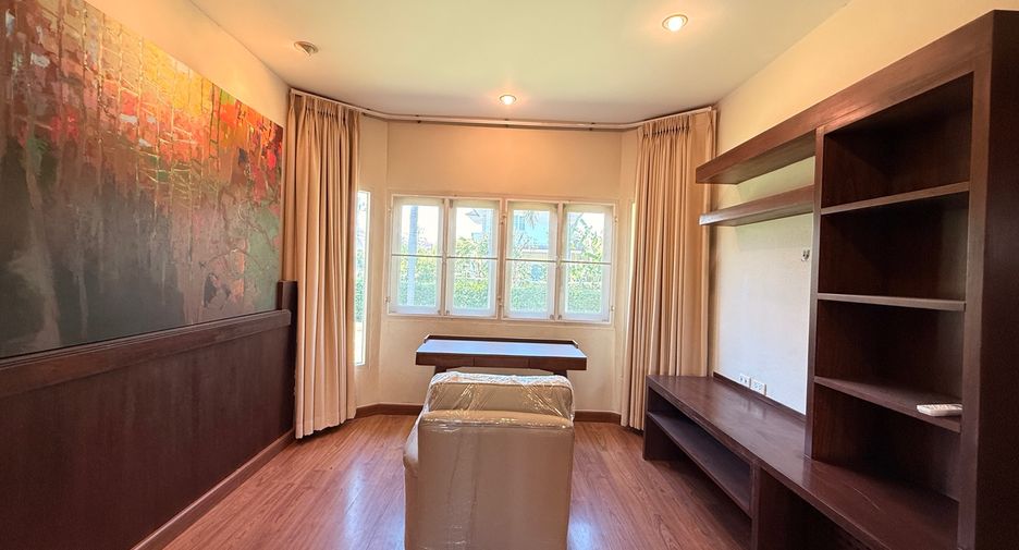 Haus zur Miete mit 4 Zimmer in Mueang Chiang Mai, Chiang Mai