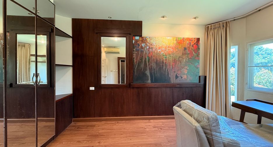 Haus zur Miete mit 4 Zimmer in Mueang Chiang Mai, Chiang Mai