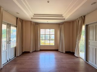 Haus zur Miete mit 4 Zimmer in Mueang Chiang Mai, Chiang Mai