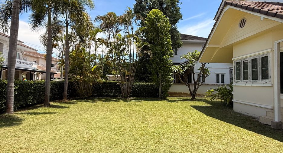 Haus zur Miete mit 4 Zimmer in Mueang Chiang Mai, Chiang Mai