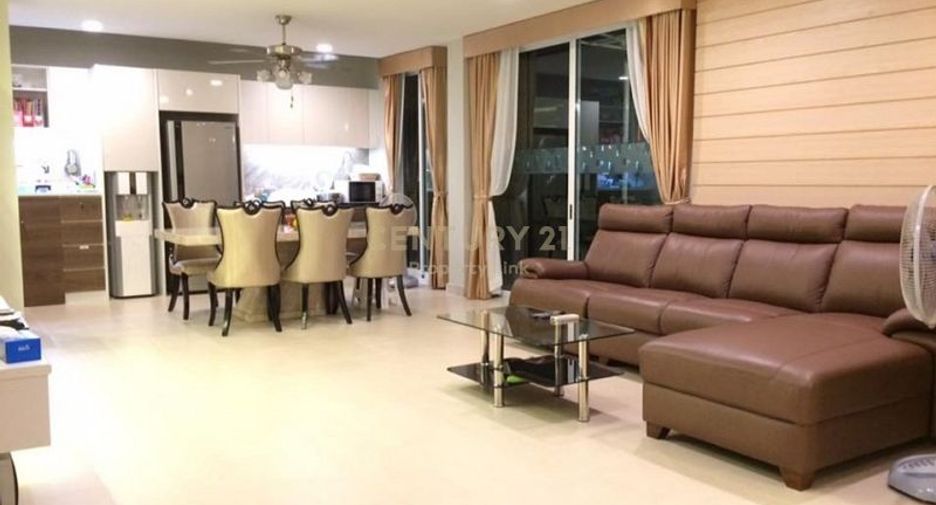 Haus zur Miete und zum Kauf mit 3 Zimmer in Phaya Thai, Bangkok