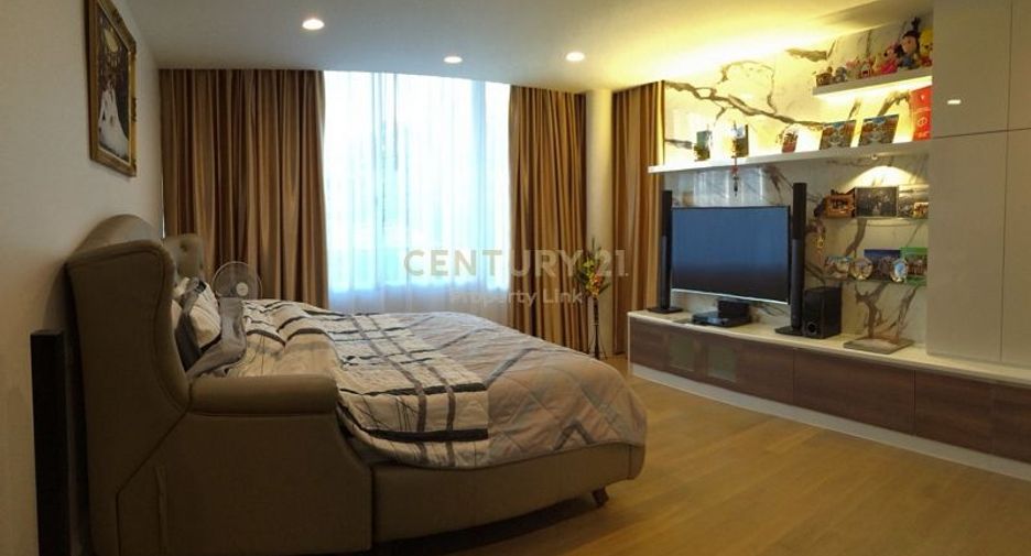 Haus zur Miete und zum Kauf mit 3 Zimmer in Phaya Thai, Bangkok