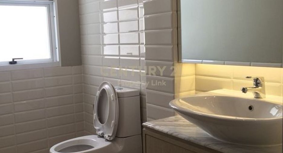 Haus zur Miete und zum Kauf mit 3 Zimmer in Phaya Thai, Bangkok