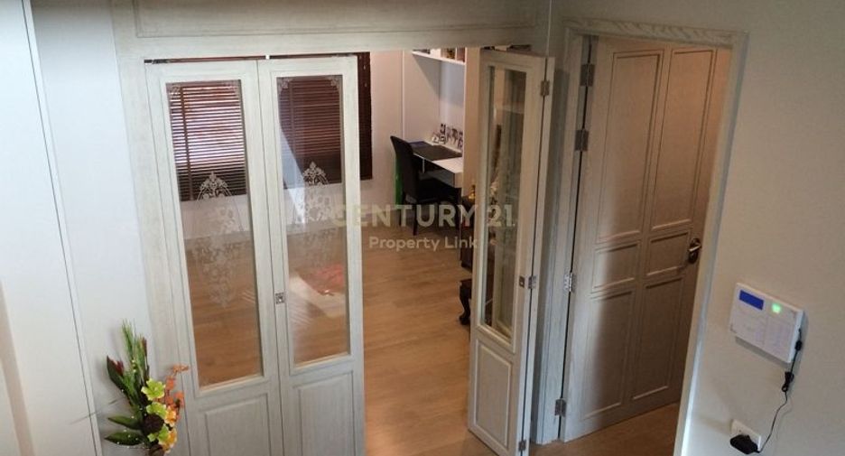 Haus zur Miete und zum Kauf mit 3 Zimmer in Phaya Thai, Bangkok