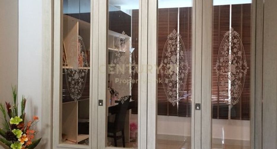 Haus zur Miete und zum Kauf mit 3 Zimmer in Phaya Thai, Bangkok