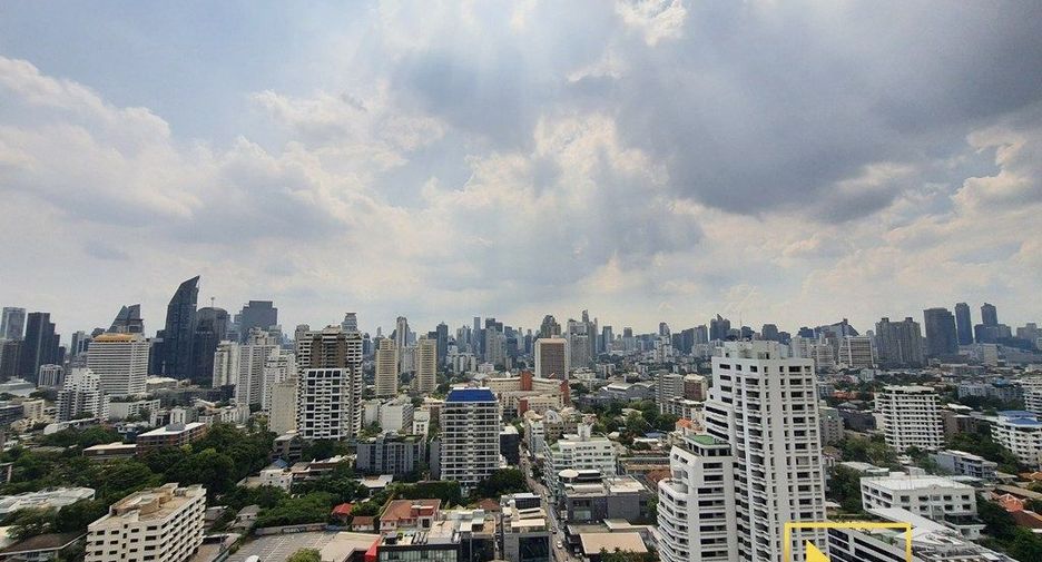 Wohnung zur Miete mit 2 Zimmer in Watthana, Bangkok