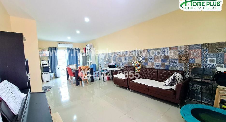 For sale 3 bedrooms townhouse in Prawet, Bangkok