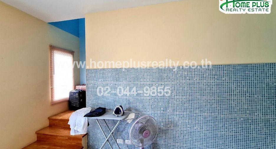 For sale 3 bedrooms townhouse in Prawet, Bangkok