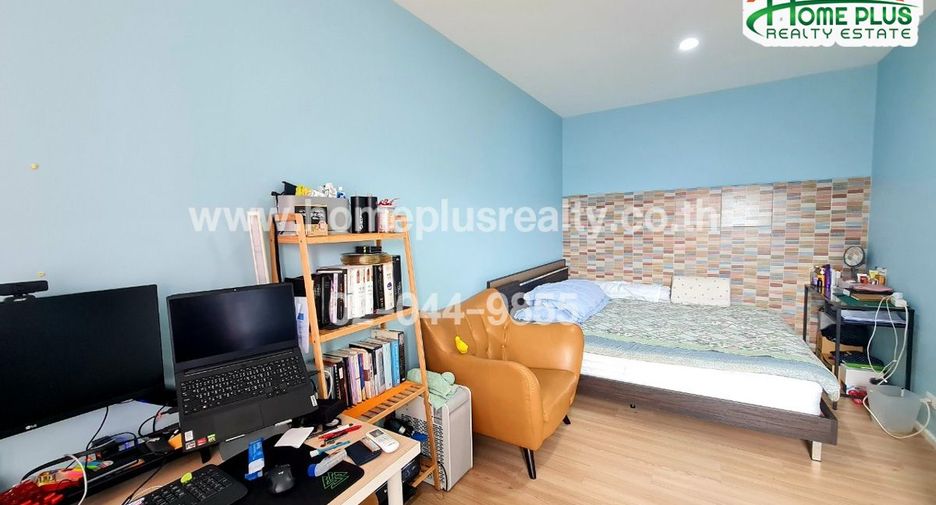 For sale 3 bedrooms townhouse in Prawet, Bangkok
