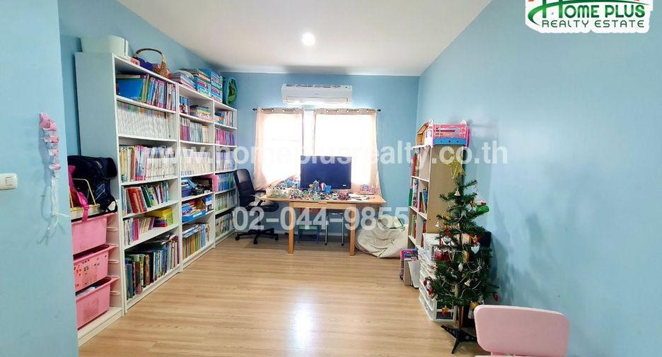 For sale 3 bedrooms townhouse in Prawet, Bangkok