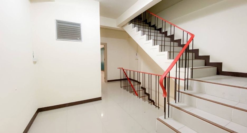 For sale 3 bedrooms townhouse in Hua Hin, Prachuap Khiri Khan