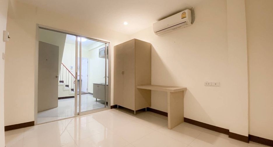 For sale 3 bedrooms townhouse in Hua Hin, Prachuap Khiri Khan