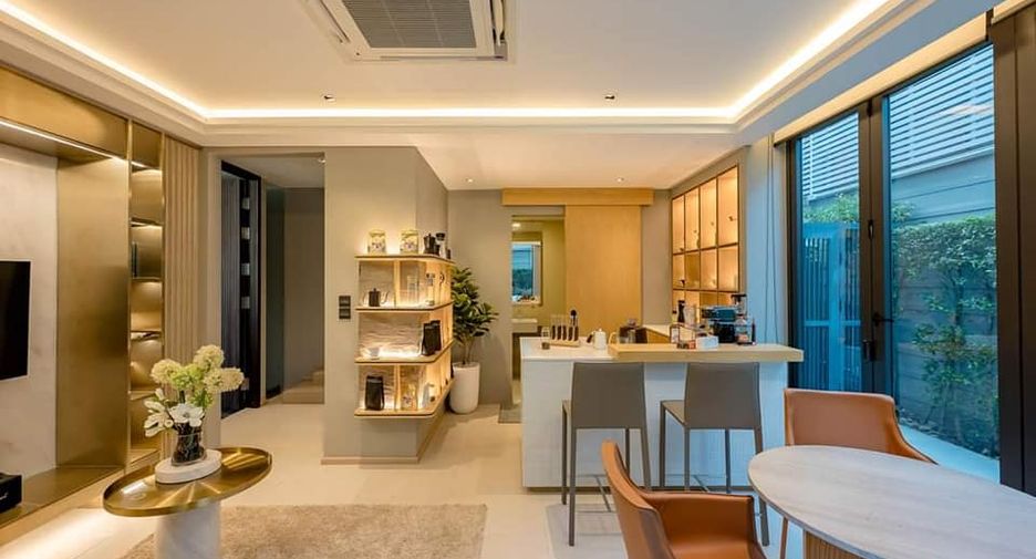 For sale 3 bedrooms house in Din Daeng, Bangkok