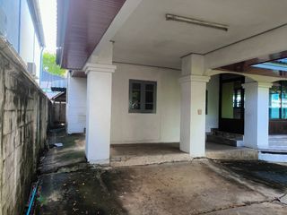 For rent 3 bedrooms house in Mueang Samut Prakan, Samut Prakan