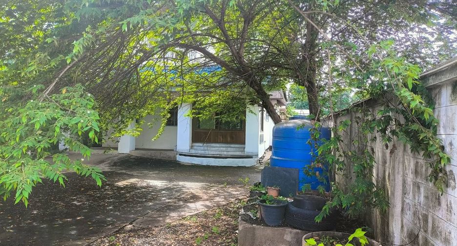 For rent 3 bedrooms house in Mueang Samut Prakan, Samut Prakan