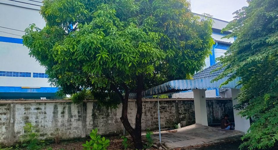 For rent 3 bedrooms house in Mueang Samut Prakan, Samut Prakan