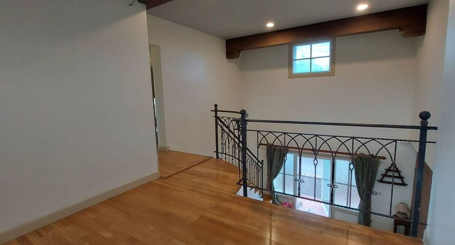 For rent そして for sale スタジオ house in Bang Lamung, Chonburi
