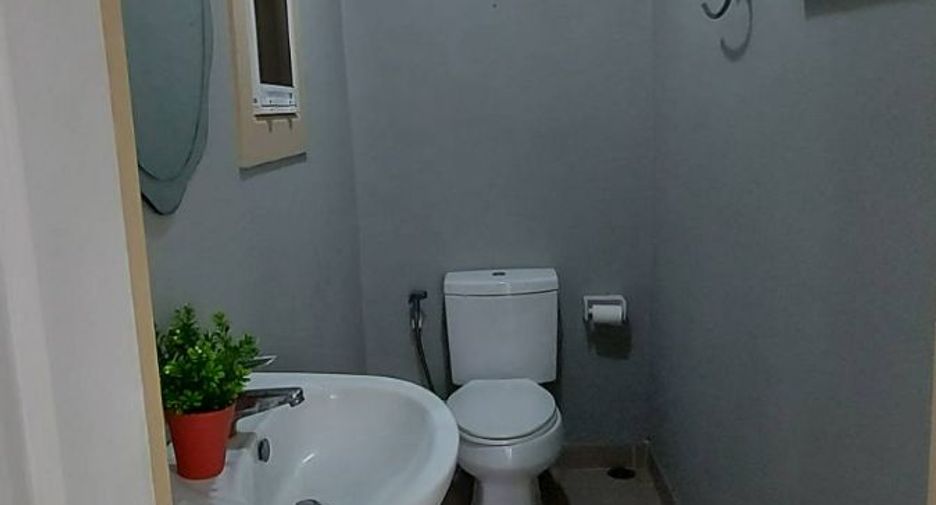 For rent そして for sale スタジオ house in Bang Lamung, Chonburi