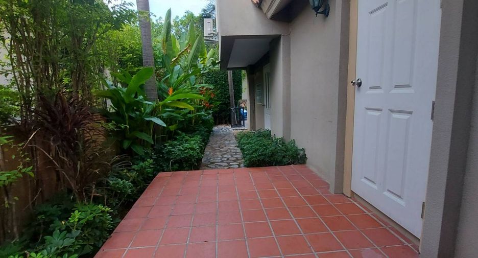 For rent そして for sale スタジオ house in Bang Lamung, Chonburi