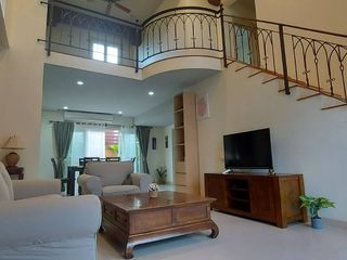 Haus zur Miete und zum Kauf mit Studio in Bang Lamung, Chonburi