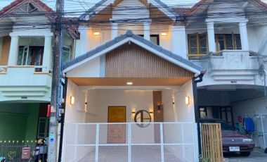 For sale studio townhouse in Si Racha, Chonburi