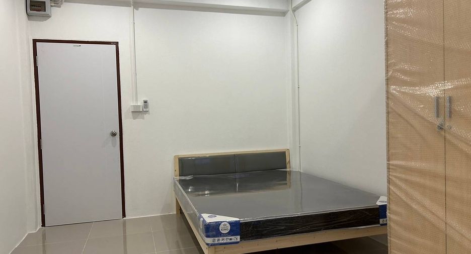 For sale 38 bedrooms apartment in Min Buri, Bangkok
