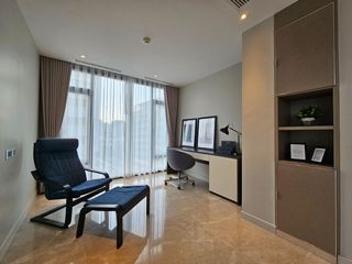 À louer 2 chambres condo à Watthana, Bangkok
