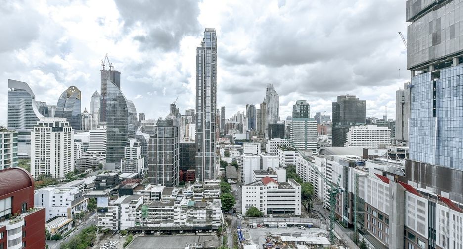 For rent and for sale 1 bed condo in Pathum Wan, Bangkok