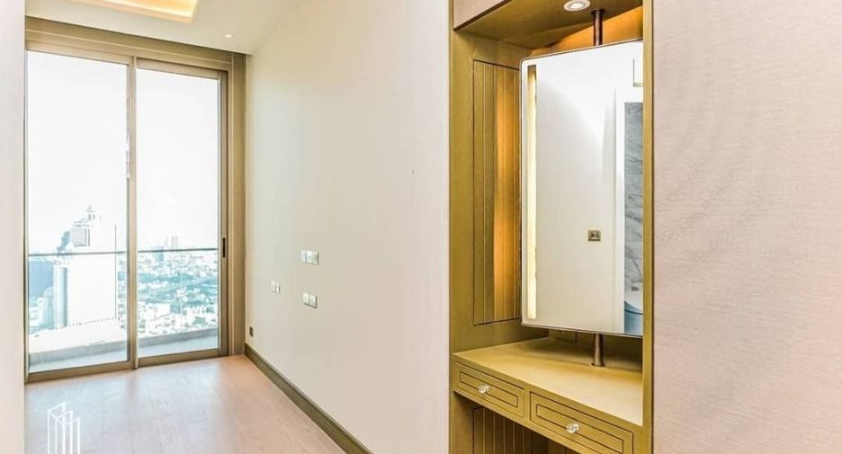 Wohnung zum Kauf mit 3 Zimmer in Khlong San, Bangkok