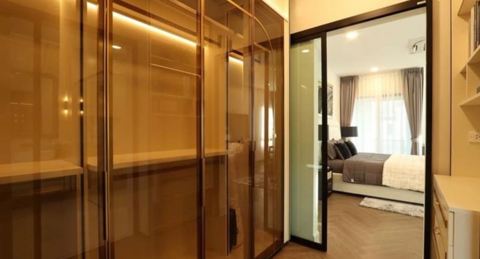 À louer 4 chambres maison à Saphan Sung, Bangkok
