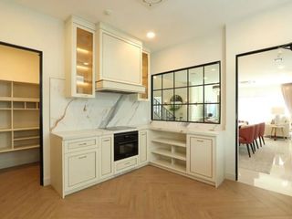 For rent 4 bedrooms house in Saphan Sung, Bangkok